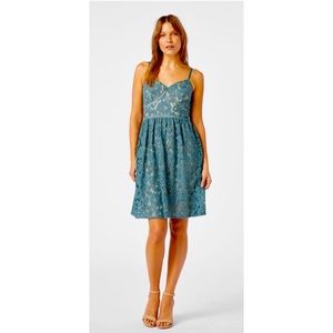 Lace A-Line midi dress